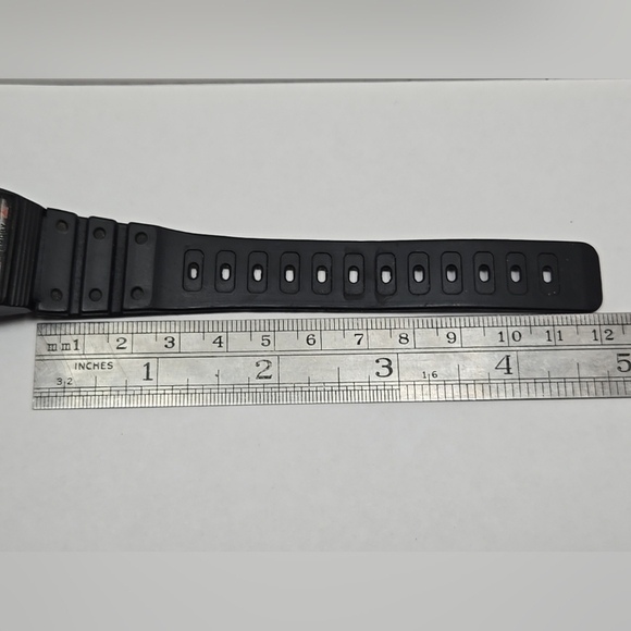 Vintage Timex Q Triathlon Watch 39mm Black Digital 8 Lap Backlight New Battery - Picture 7 of 10